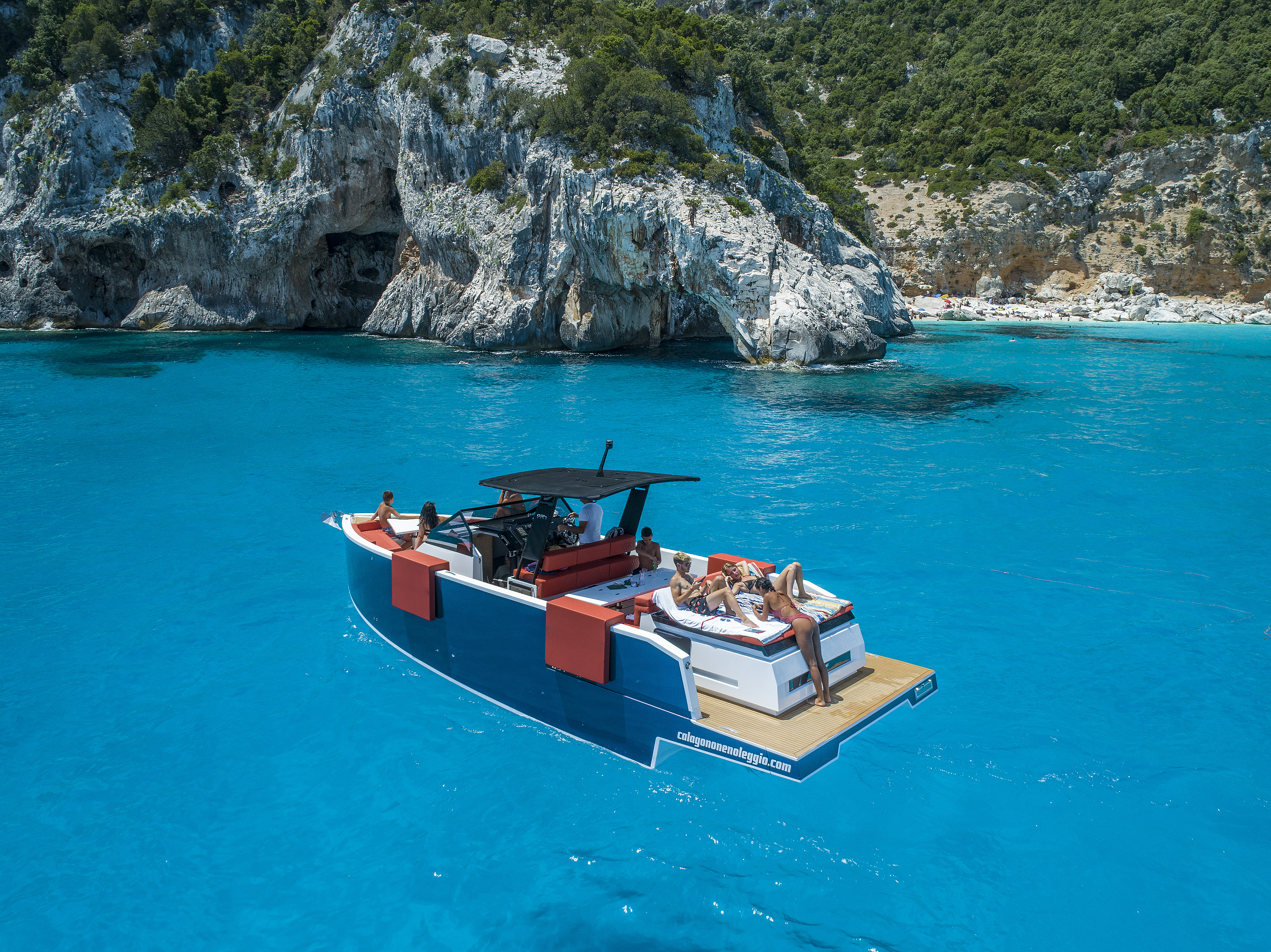 BOAT TRIP CALA GONONE SRL