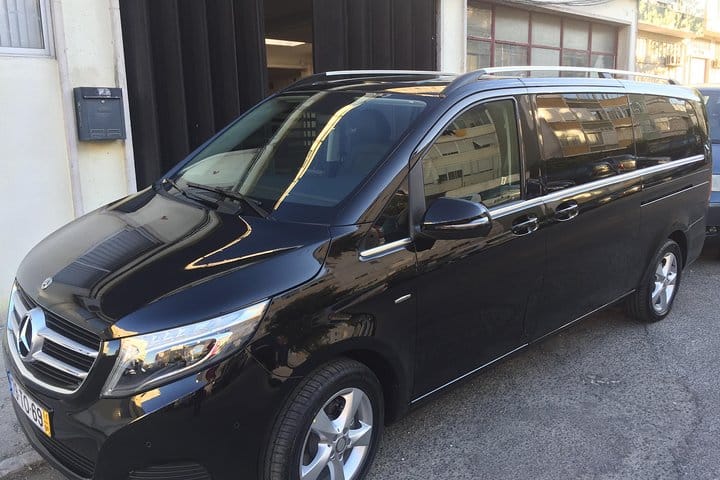 Private Transfer To or From Leiria
