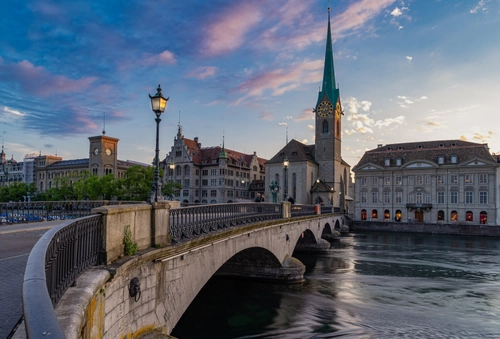 Zurich City and Lake Cruise with Rapperswil Visit