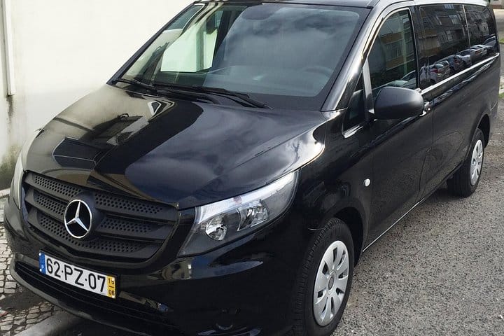 Private Transfer To or From Guarda