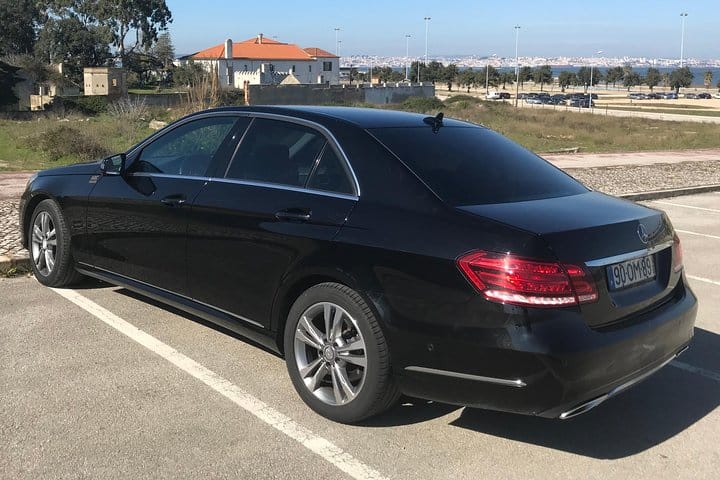 Private Transfer To or From Sesimbra