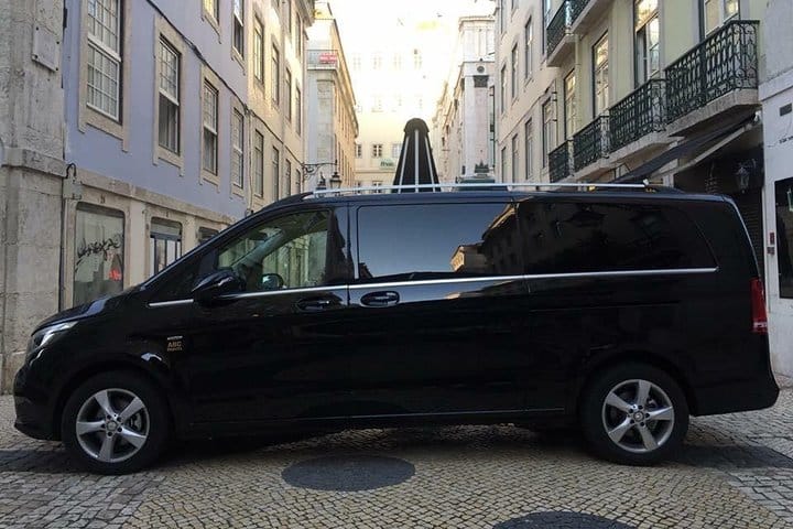 Private Transfer To or From Cascais