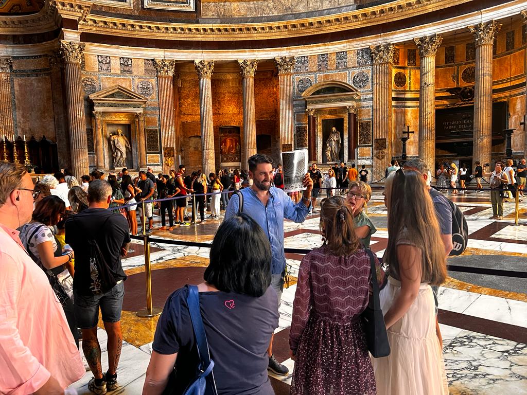 Explore the Pantheon in Rome with a Local Guide