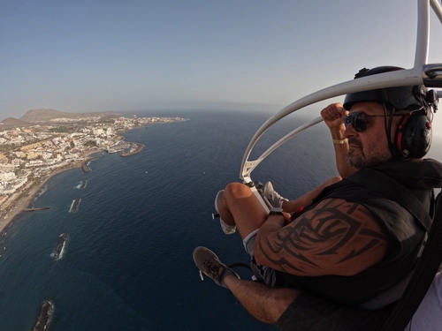 Paratrike Tour over Costa Adeje: Fly with the World Champion and Experience a Unique Adventure!