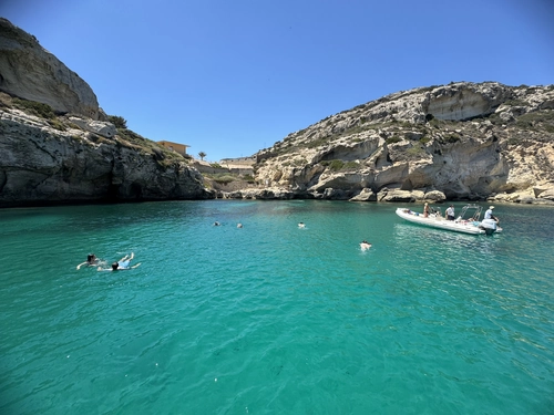 Cagliari Boat Tour with Snorkeling and Prosecco