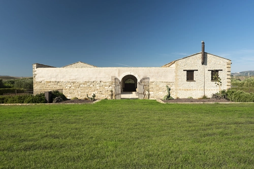 Tenute Baglio Passofondo: A walk in the olive-grove