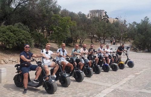 Athens: Premium Guided E-Scooter Tour in Acropolis Area