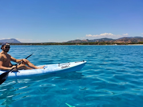 KAYAK TOUR ON THE BIDEROSA COAST