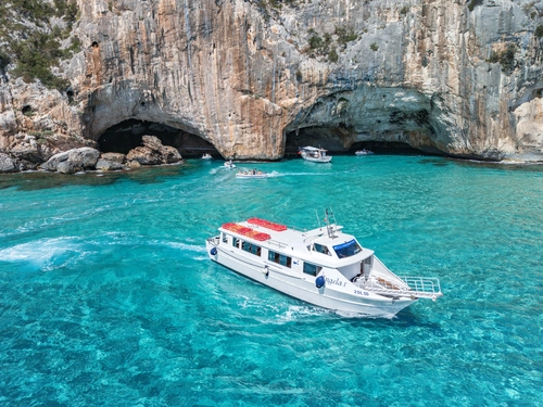 Bue Marino Cave + Cala Luna Beach