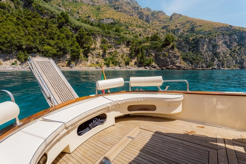 Private Coastal Tour: from Sorrento to Amalfi by Boat