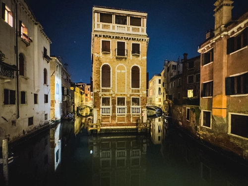 Venice Night and Day Photo Tour, with iPhone too!