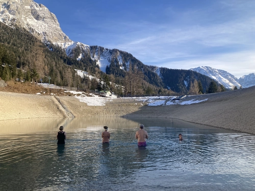 Get the cool Kick! Ice bathing in a Mountain Lake