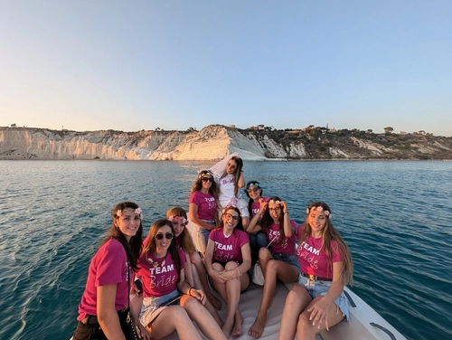 Bachelorette or Bachelor Party on a Boat