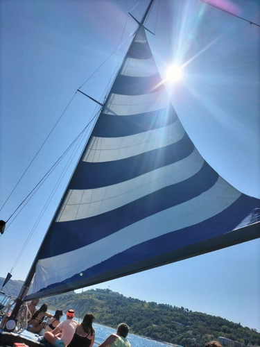 Traditional Sailing Boat Tour