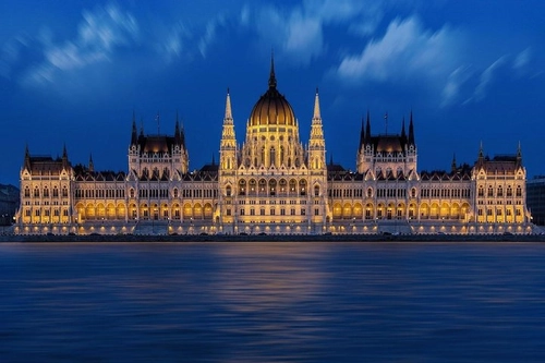 Budapest and Bratislava private day trip from Vienna