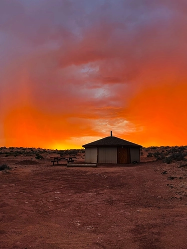 2 days Navajo Hogan Stay Navajo Native American Experience including Hiking, Stargazing, & Campfire